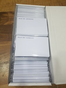 חבילת 100 יחידות תגי קרבה דמוי כרטיס אשראי במבצע